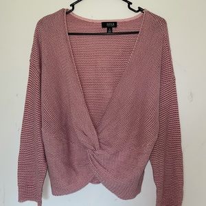 ANA low cut twist top